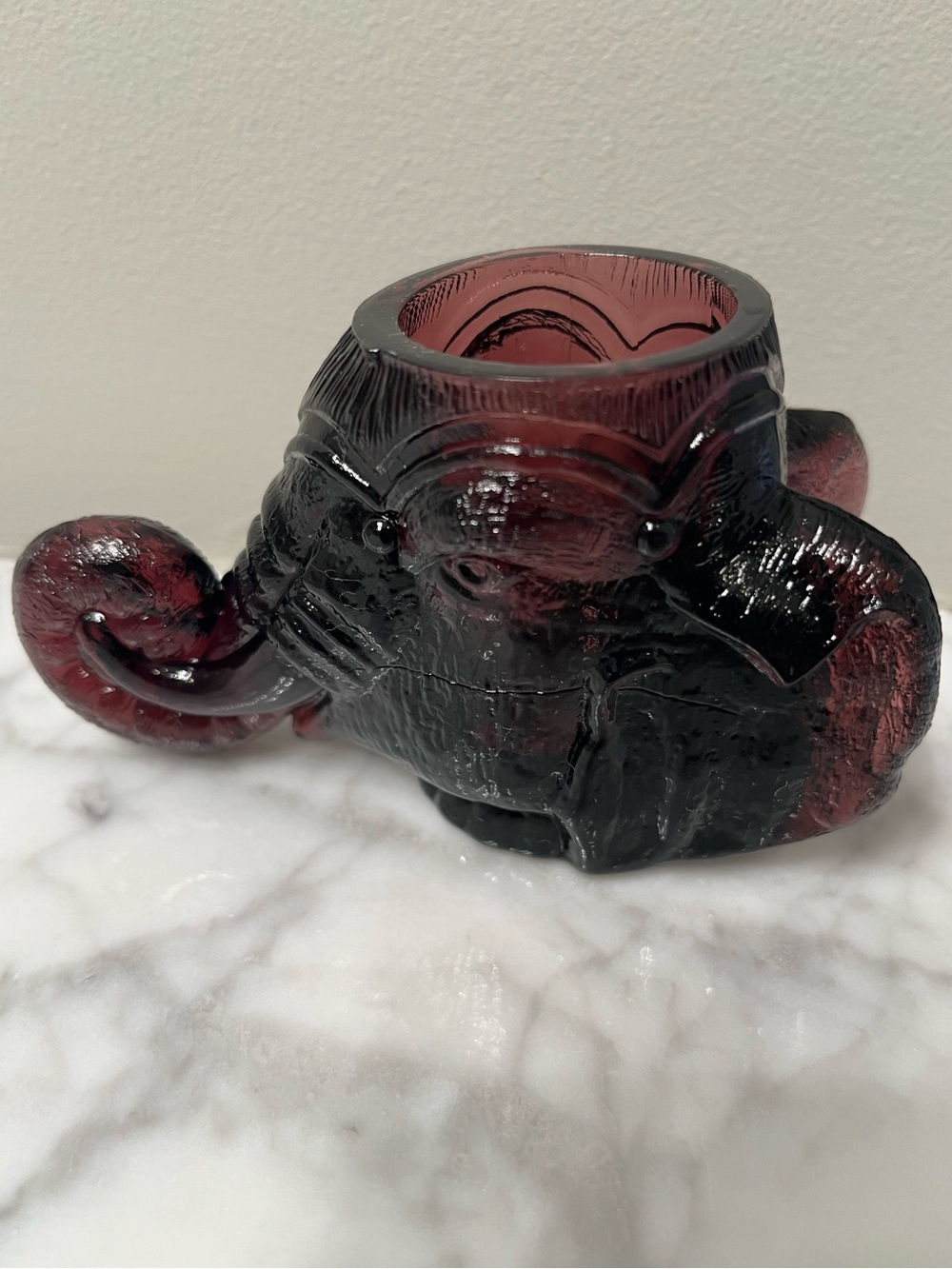 Vintage Degenhart Glass Elephant head.  Toothpick holder or whatever. 3”tall/4”L